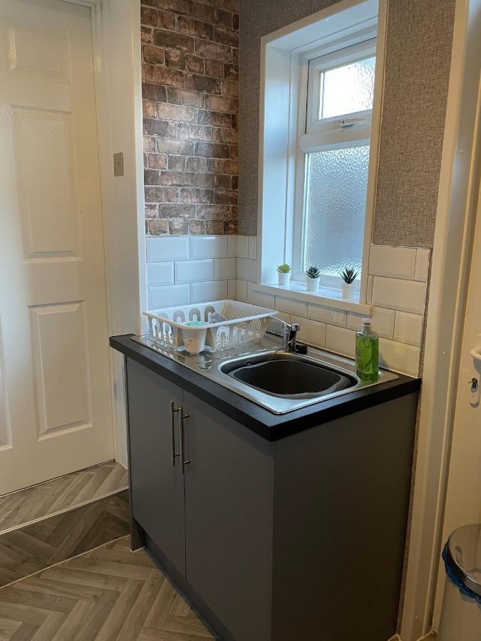 Howe - Newly Refurbished 2 Bedroom Flat Free Parking Gateshead Ngoại thất bức ảnh